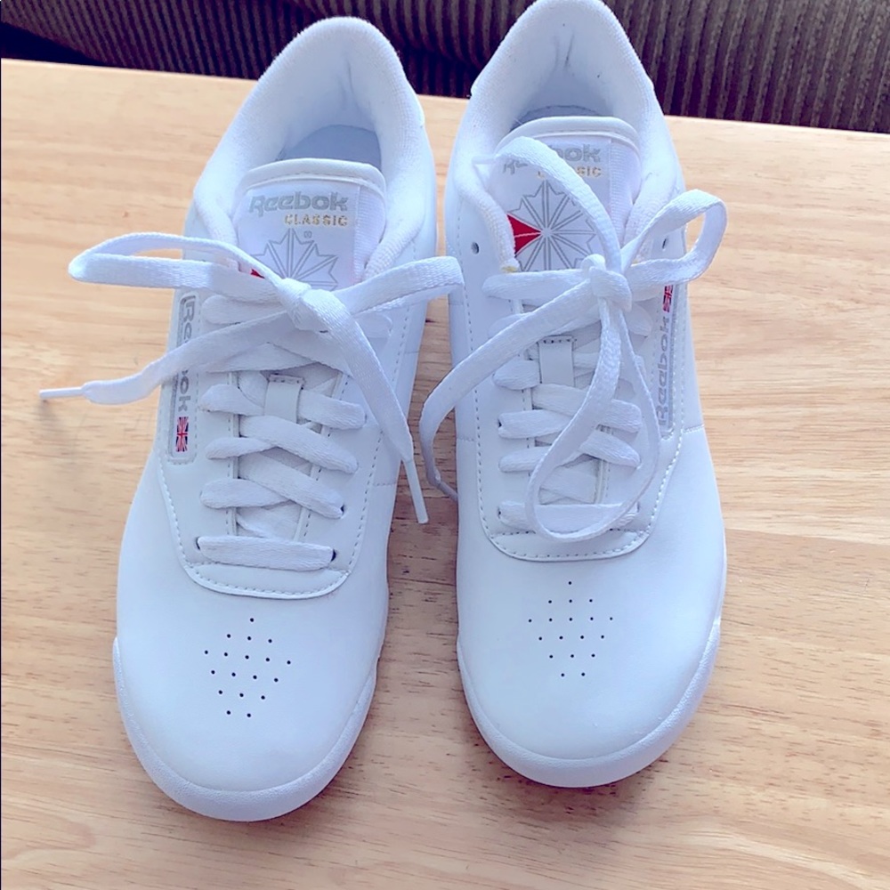 Women’s Reebok classics